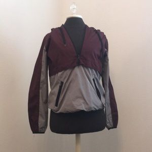 Fleece lined woman windbreaker